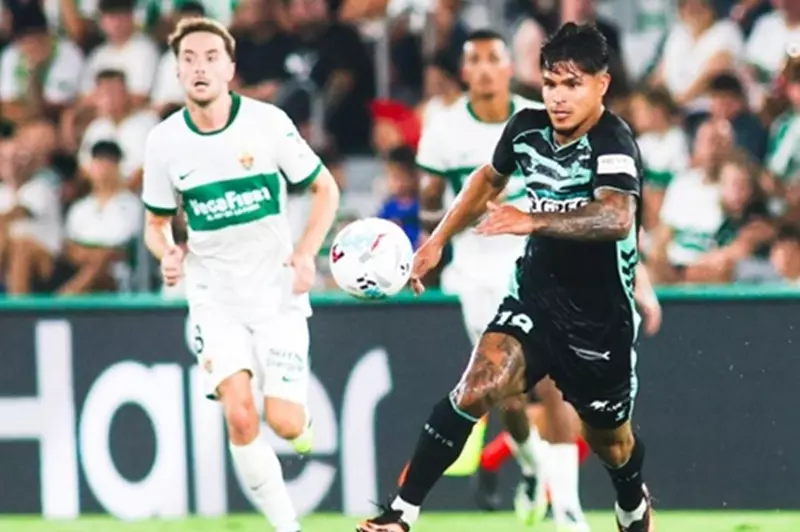 تحليل شامل لتعادل إلتشي مع ريال بيتيس في الدوري الإسباني