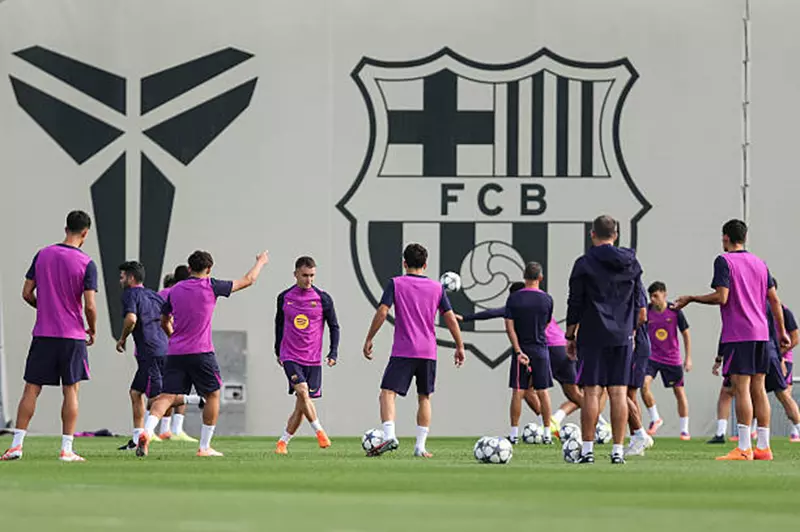 تواجد كوندي وتأكد غياب رافينيا عن مباراة الكلاسيكو